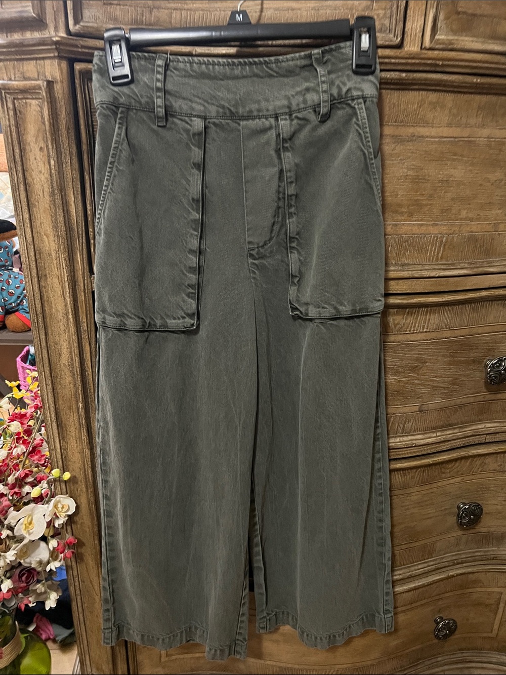 Relaxed Olive Green Cargo Pants for Men - Wide Leg Utility Style